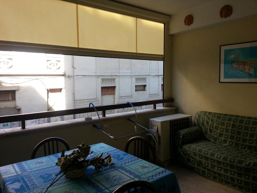 Reggio Central House Low Cost Per 4 雷焦卡拉布里亚 外观 照片