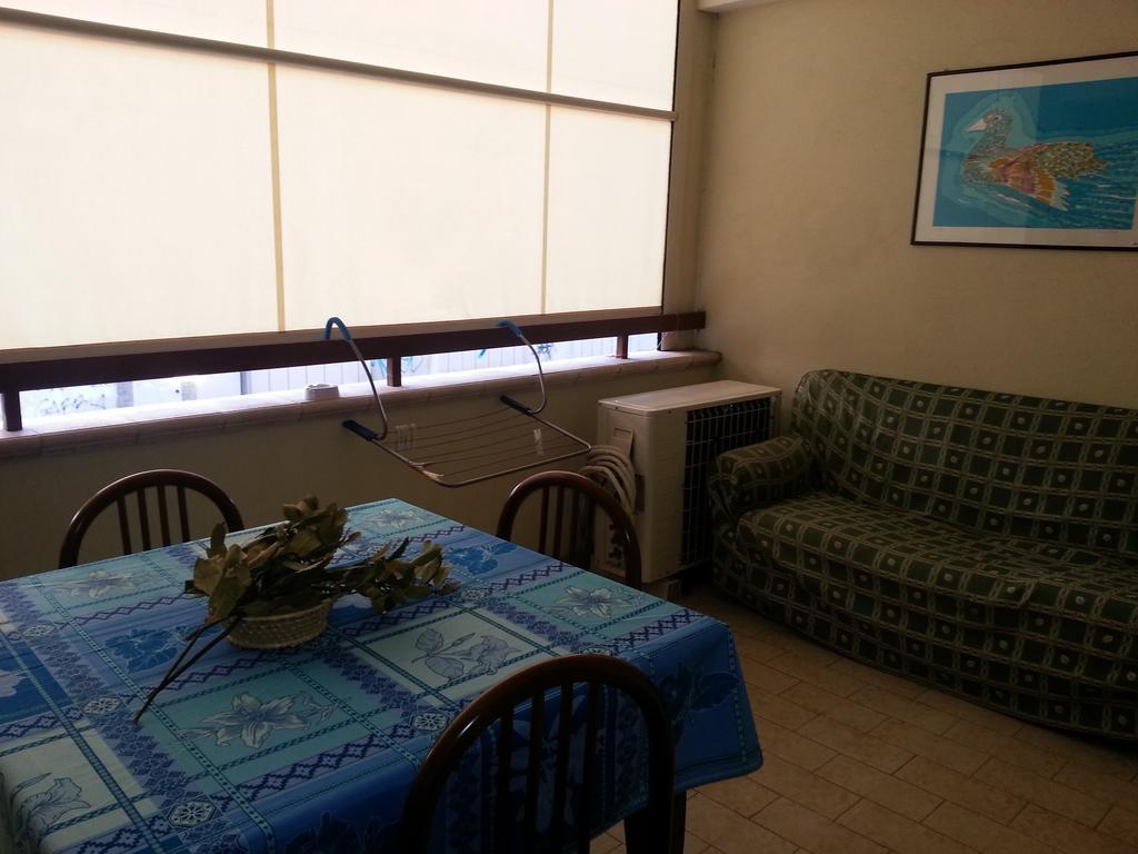 Reggio Central House Low Cost Per 4 雷焦卡拉布里亚 外观 照片