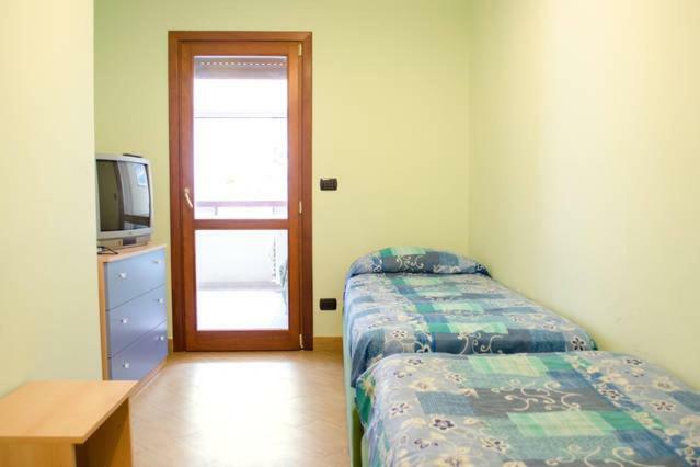 Reggio Central House Low Cost Per 4 雷焦卡拉布里亚 外观 照片