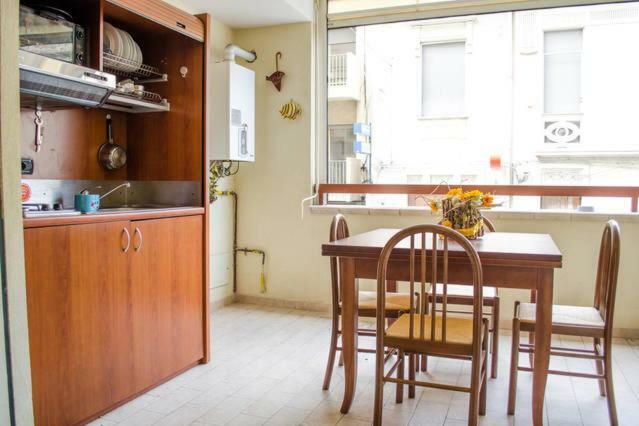 Reggio Central House Low Cost Per 4 雷焦卡拉布里亚 外观 照片